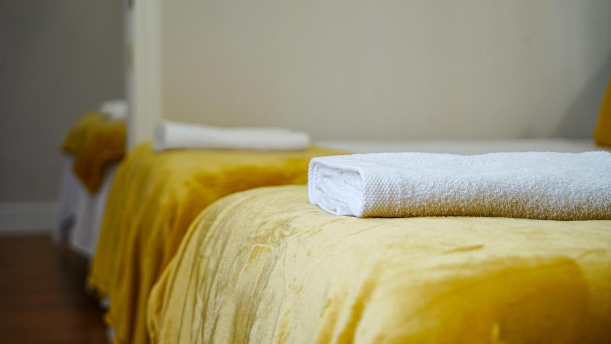 Apartamentos Puente Romano Suites เมรีดา ภายนอก รูปภาพ